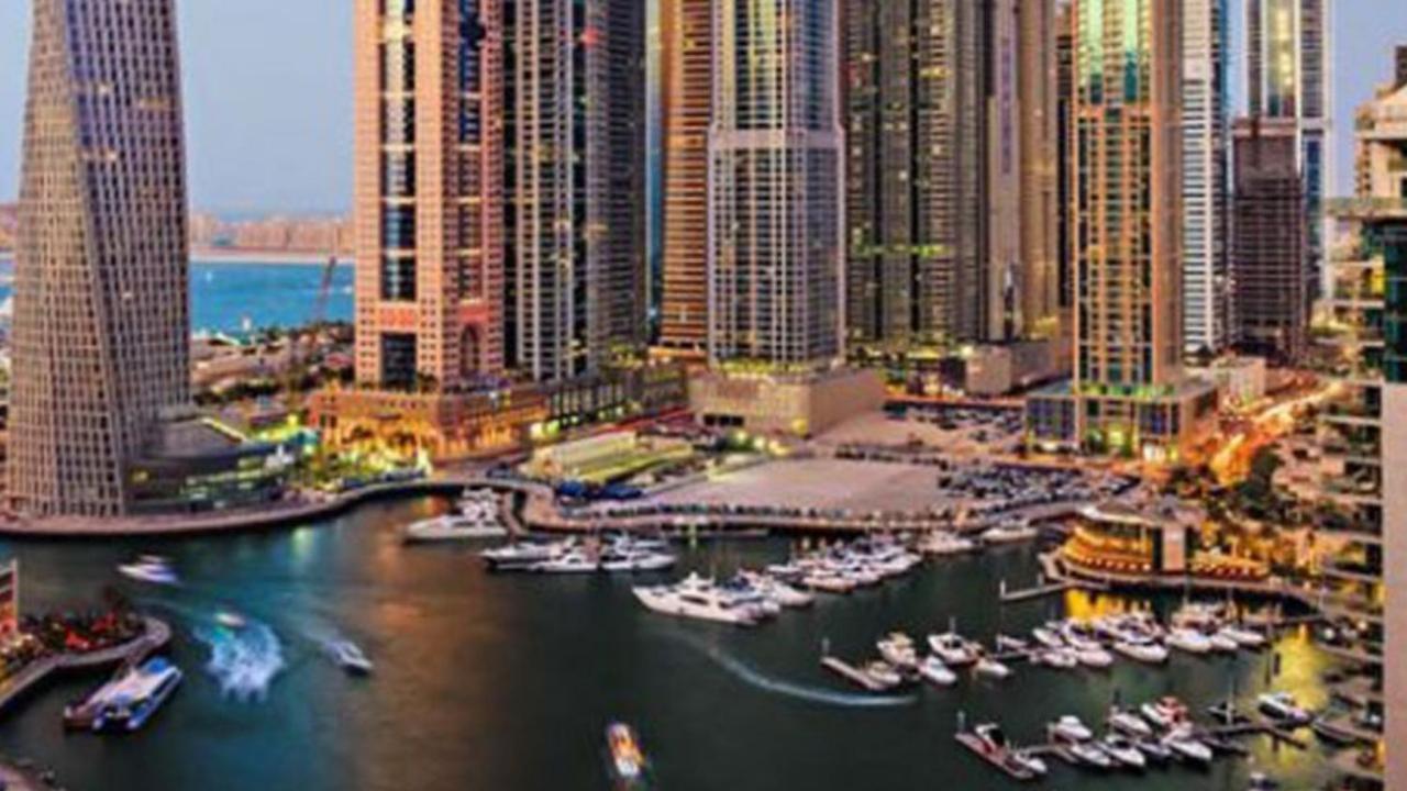 Lunar Hostel Plus Dubaï Extérieur photo
